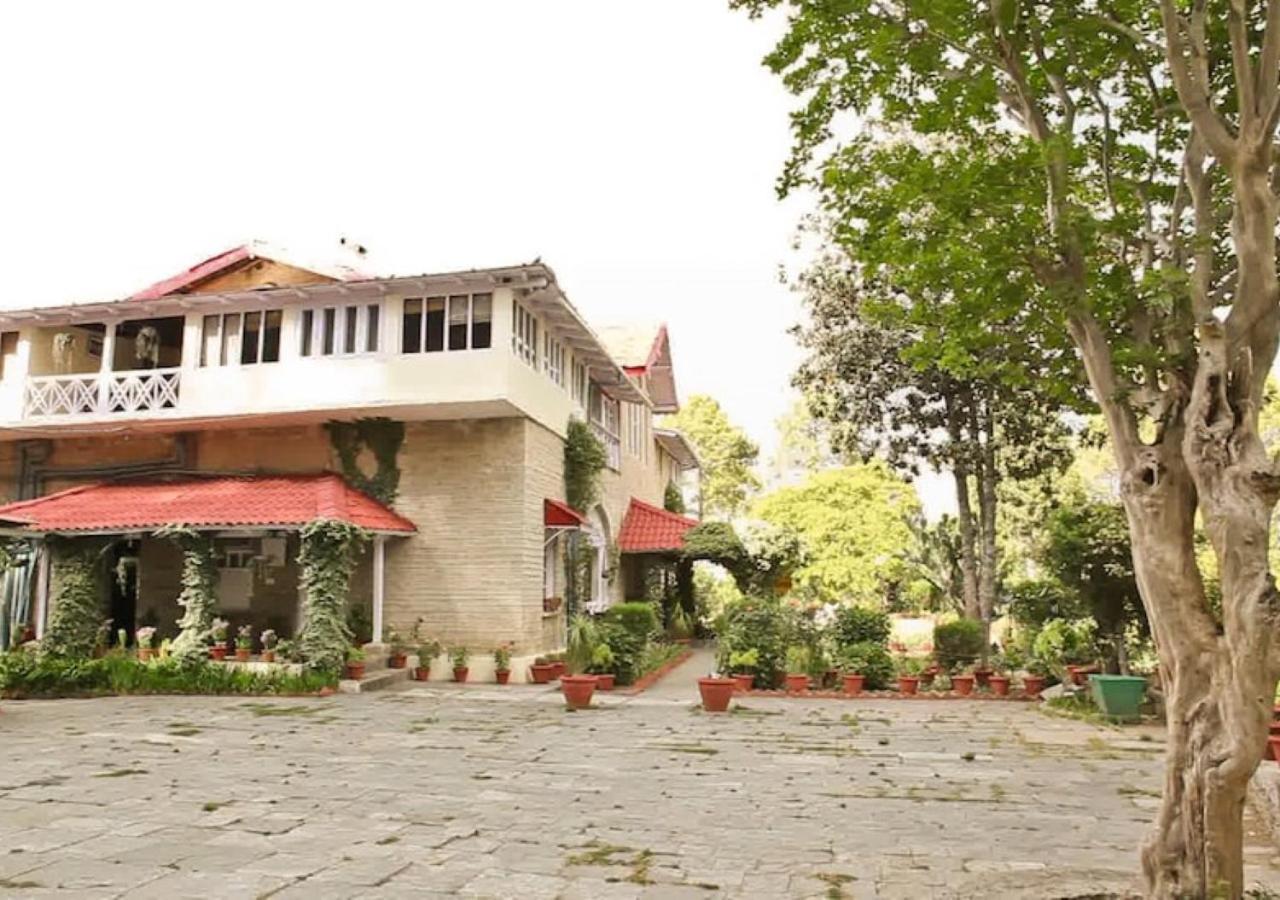 Chevron Rosemount Hotell Ranikhet Eksteriør bilde