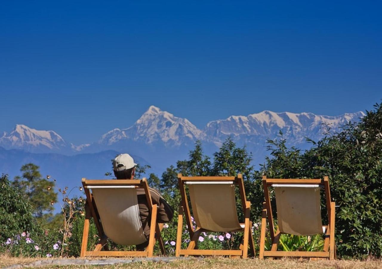 Chevron Rosemount Hotell Ranikhet Eksteriør bilde