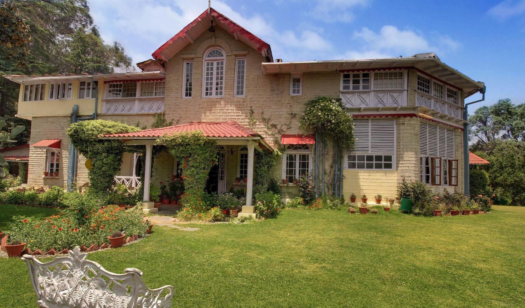 Chevron Rosemount Hotell Ranikhet Eksteriør bilde