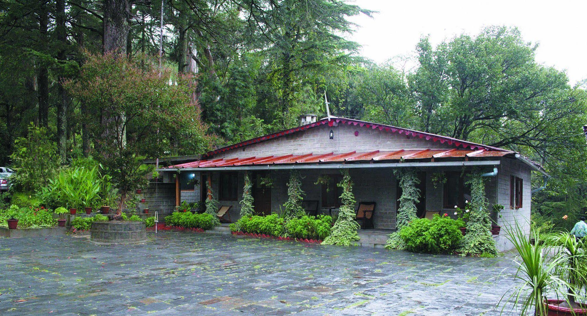 Chevron Rosemount Hotell Ranikhet Eksteriør bilde
