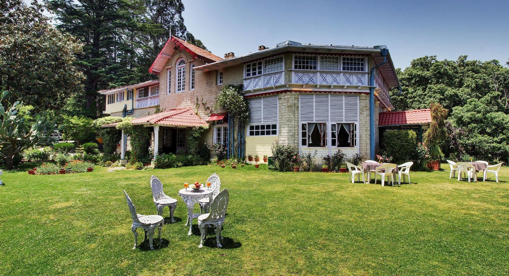 Chevron Rosemount Hotell Ranikhet Eksteriør bilde