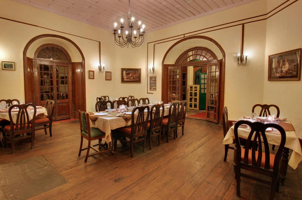 Chevron Rosemount Hotell Ranikhet Eksteriør bilde